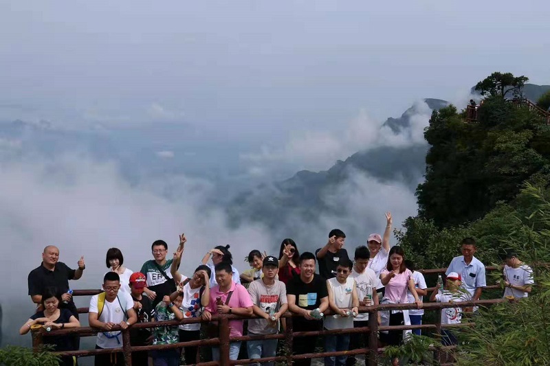 員(yuán)工(gōng)風采：旅遊